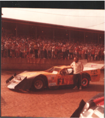 Mike Duvall Late Model #F1 Flintstone Flyer Photo (1982)