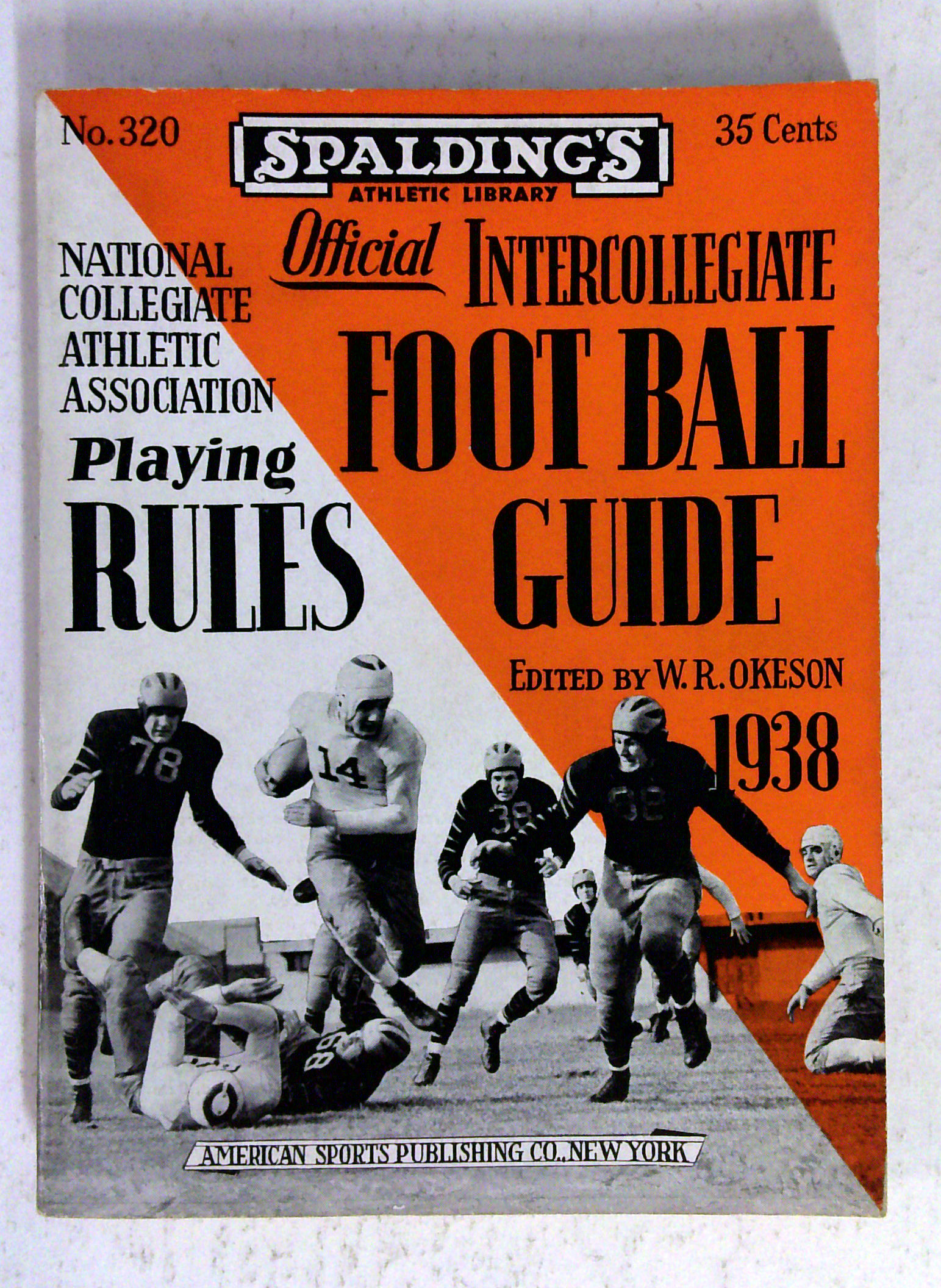 Spalding's Official Intercollegiate Foot Ball Guide (1938)